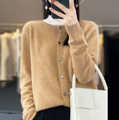 Leyla | Classic Cardigan