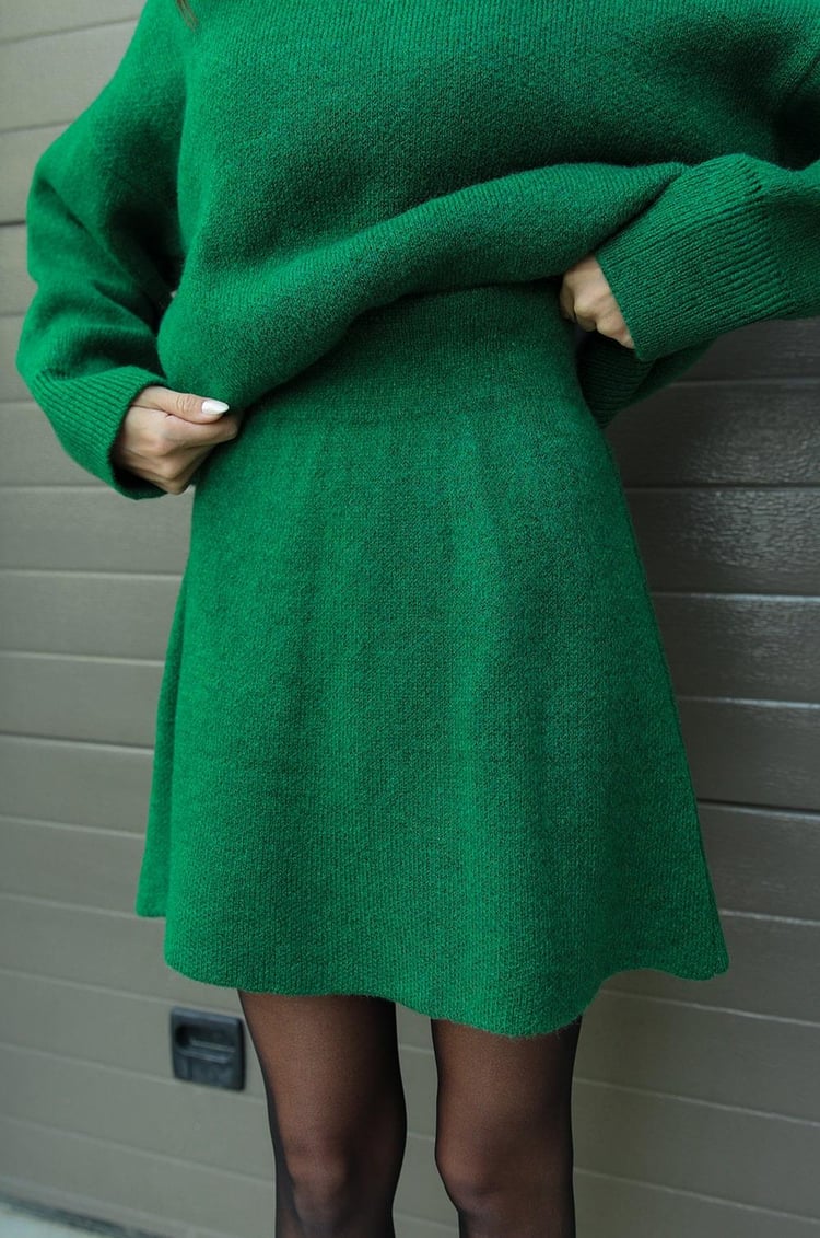 Helena | Knitted Skirt Set